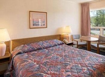 Aspen Inn Ґранд-Марей Екстер'єр фото